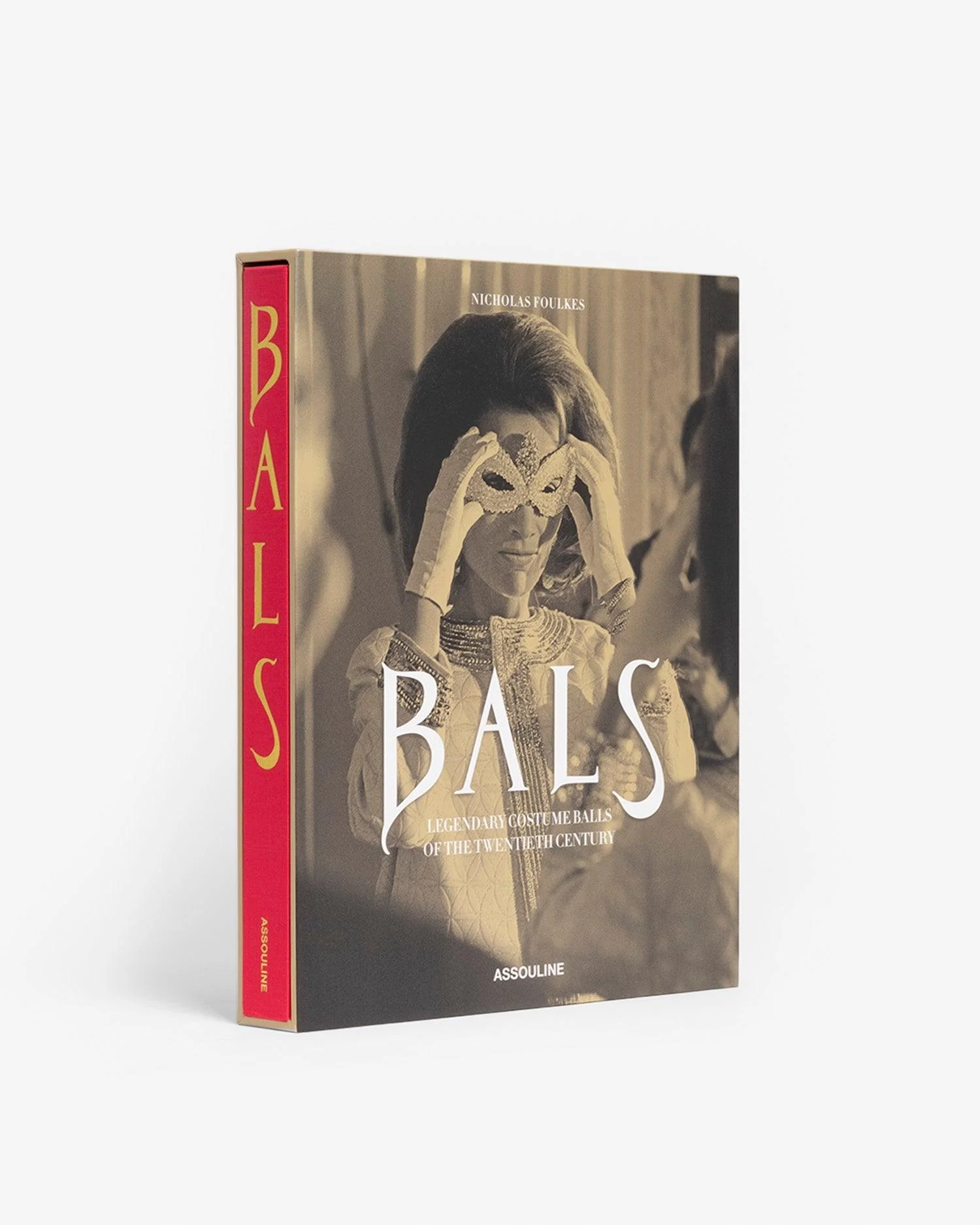 Bals: Legendary Costume Balls of the Twentieth Century - Image 2