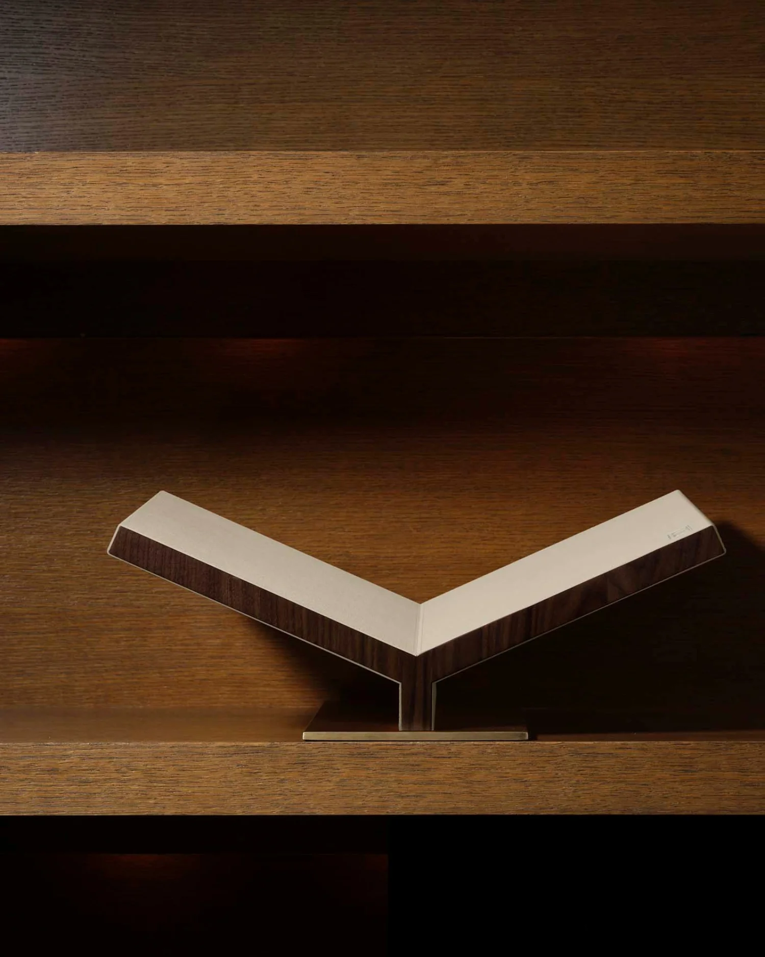 Collector Classic Bookstand - Stone - Image 2