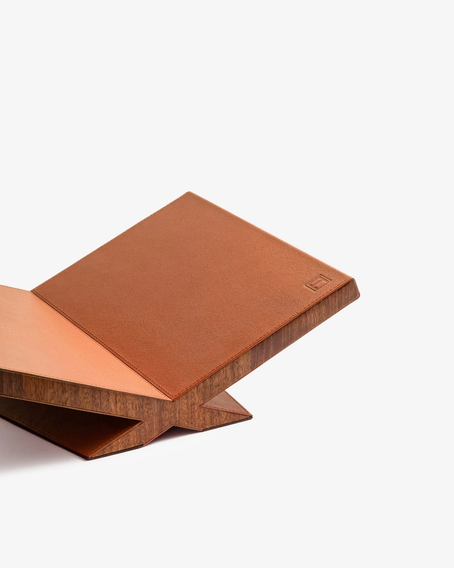Culture Classic Bookstand - Camel - Image 3