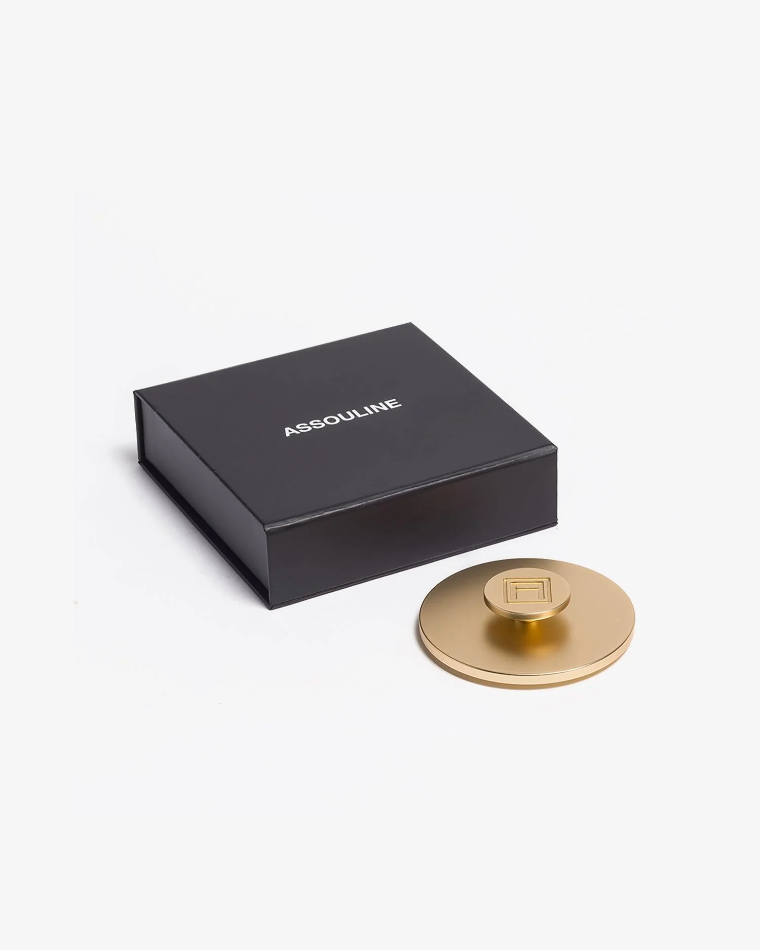 Travel From Home Candle Collection Lid - Image 3